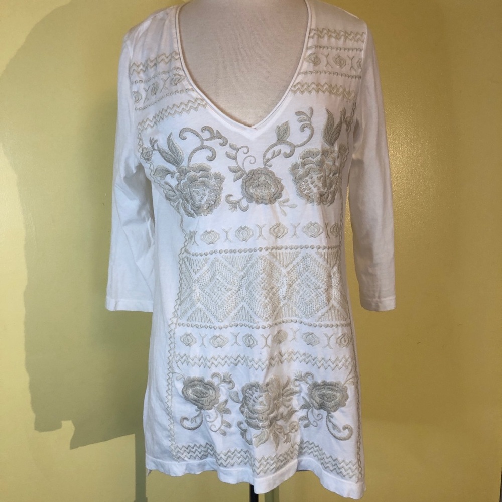 Johnny Was cotton embroidered white v neck tunic - Picture 2 of 9